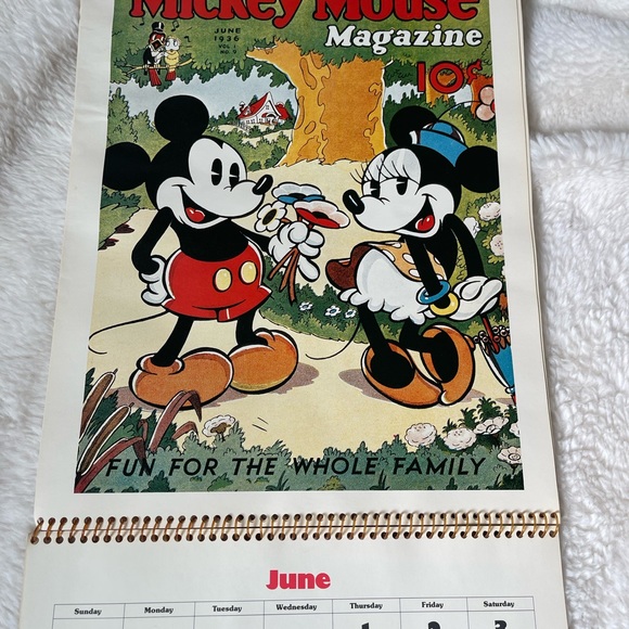 Disney hallmark 1978 engagement calendar - Picture 4 of 7